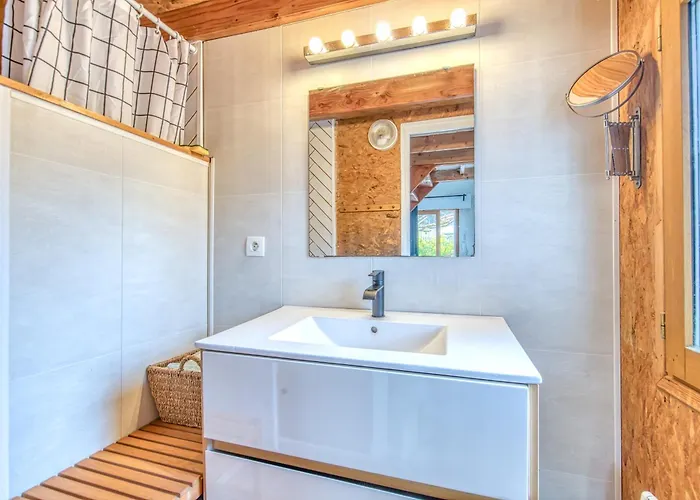 Les De Piqueyrot Alpstuga *