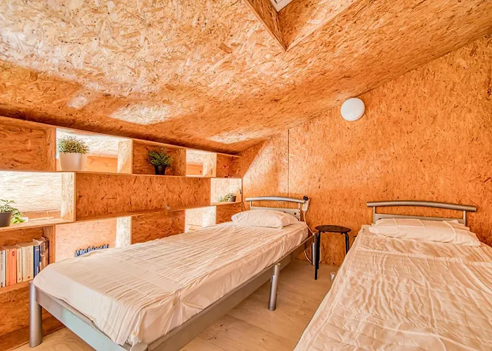 Les De Piqueyrot Alpstuga *