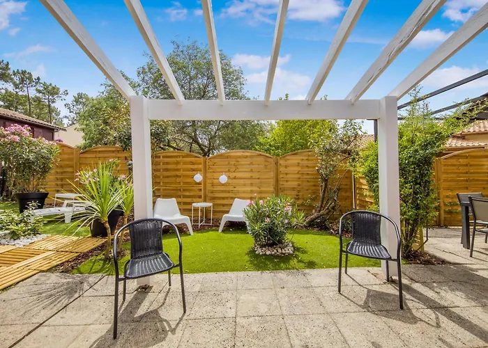 Les De Piqueyrot Alpstuga